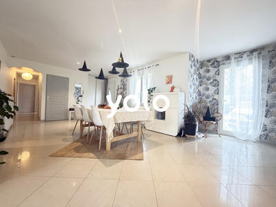 Maison - 131 m² - 4 pièces