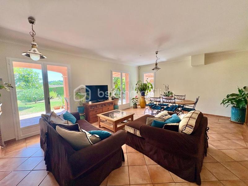 Maison traditionnelle - 120 m² - 4 pièces