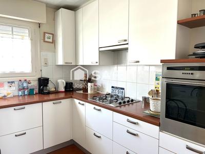 Maison - 161 m² - 7 pièces