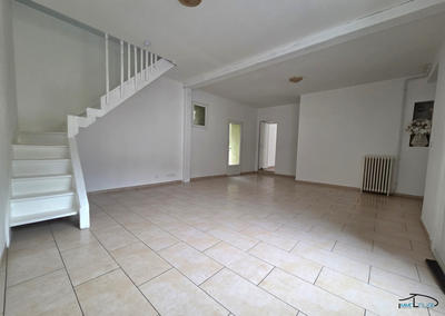 Maison - 105 m² - 4 pièces