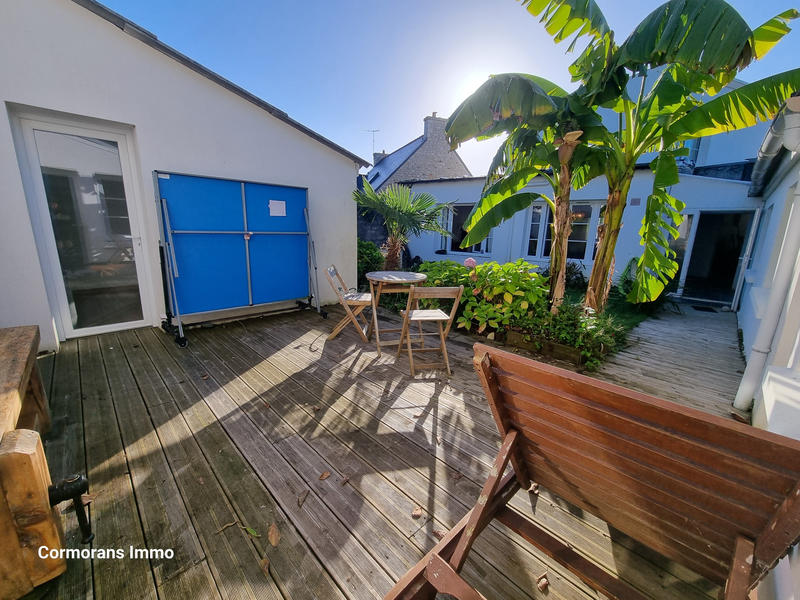 Maison - 240 m² - 11 pièces