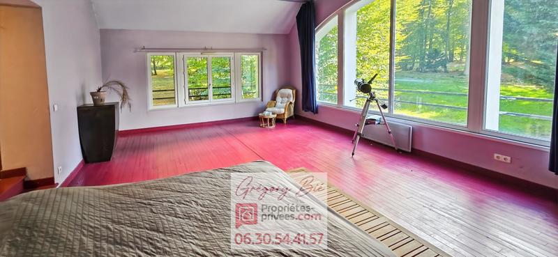 Maison - 231 m² - 7 pièces