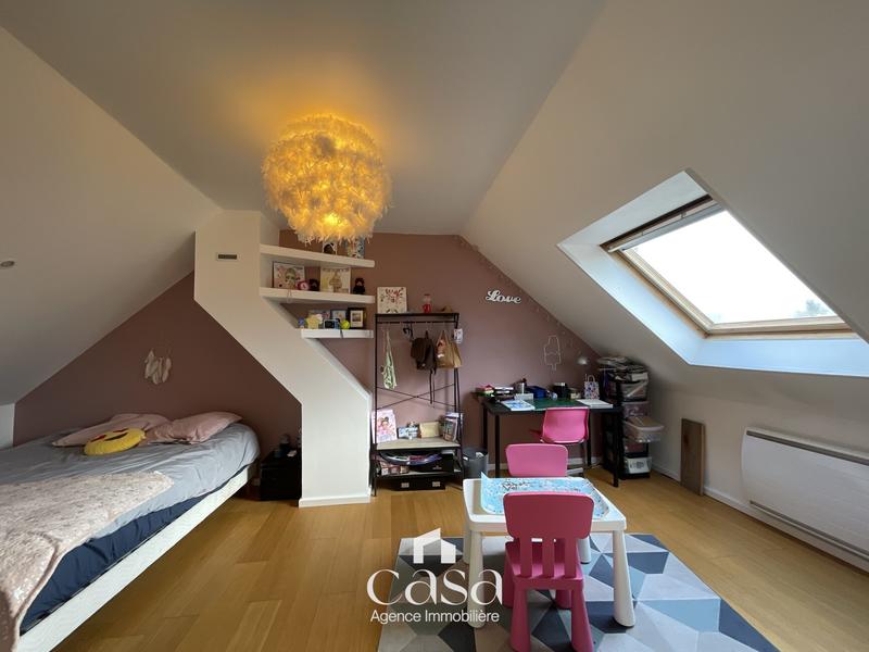 Maison - 137 m² - 6 pièces