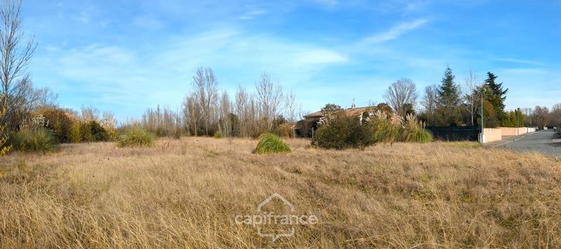Terrain constructible - 5 000 m²