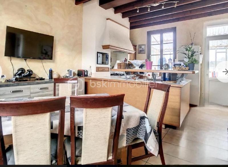 Maison - 161 m² - 7 pièces