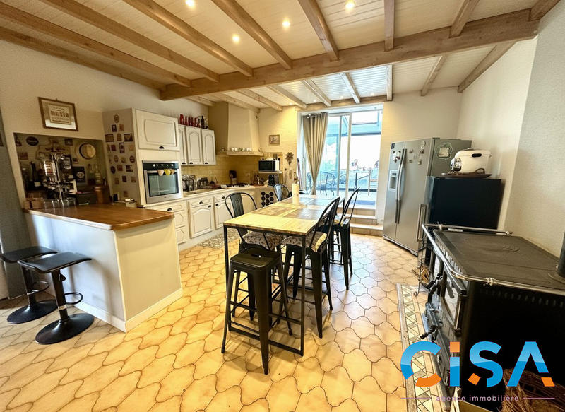 Maison - 170 m² - 6 pièces