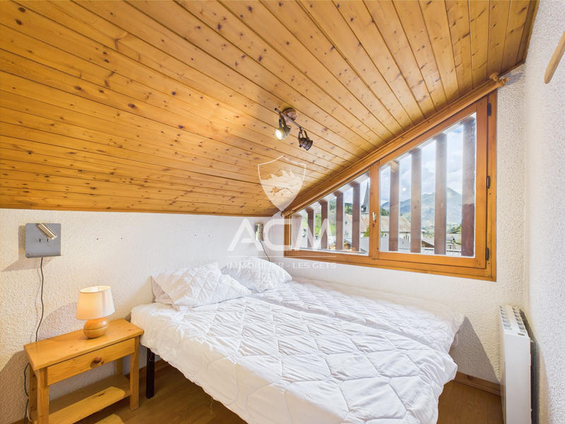 Appartement - 65 m² - 5 pièces