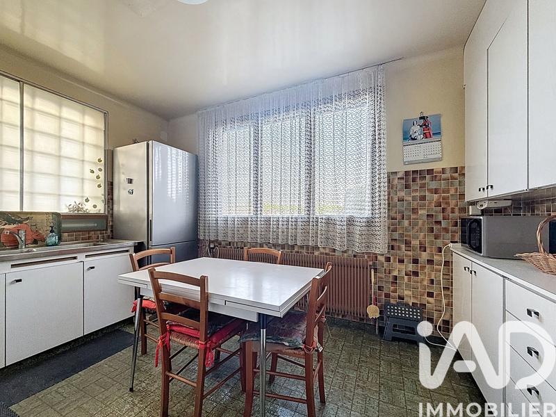 Maison - 145 m² - 8 pièces