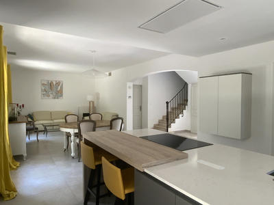 Maison - 170 m² - 7 pièces