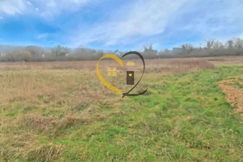 Terrain constructible - 969 m²