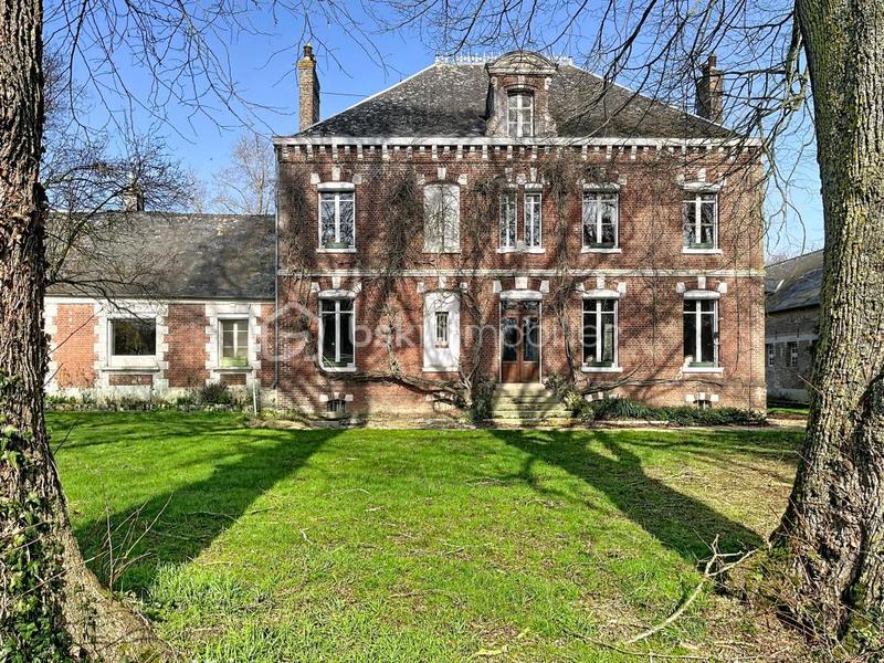 Maison de maîtres - 335 m² - 10 pièces