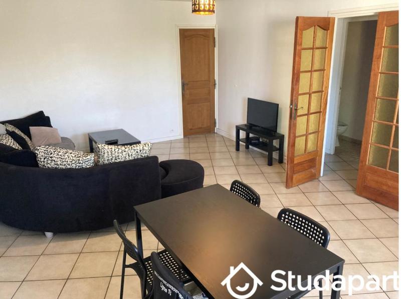 Chambre - 110 m² - 1 pièce