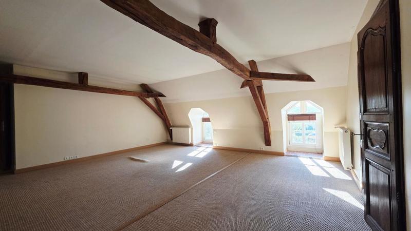 Maison - 409 m² - 13 pièces