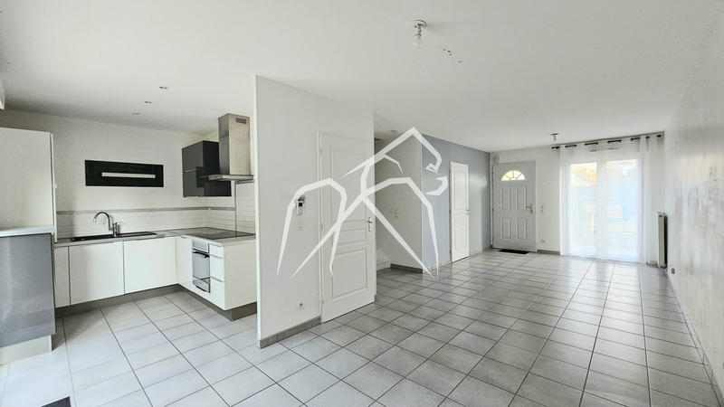 Maison - 80 m² - 4 pièces