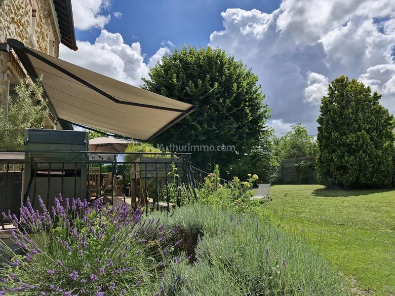 Maison - 200 m² - 8 pièces