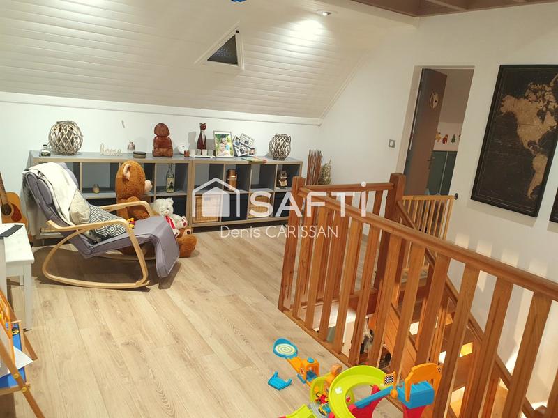 Maison - 162 m² - 5 pièces