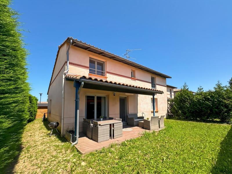 Maison - 97 m² - 4 pièces