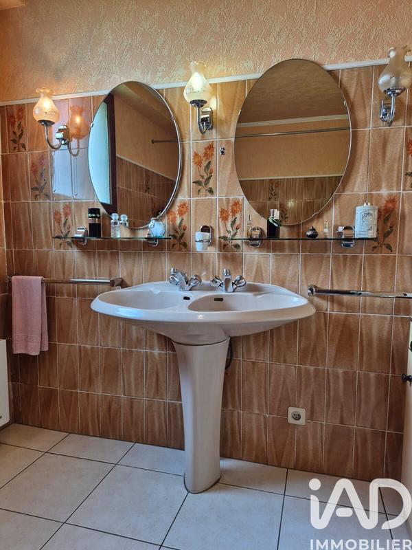 Maison - 166 m² - 6 pièces