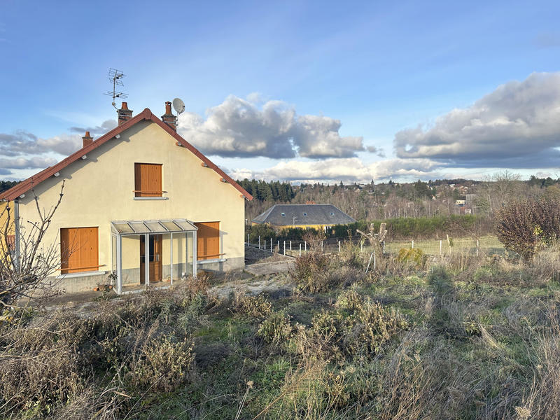 Maison - 89 m² - 6 pièces