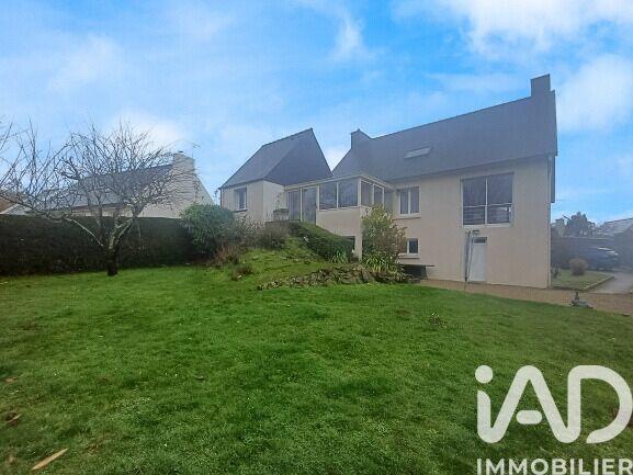 Maison - 187 m² - 7 pièces