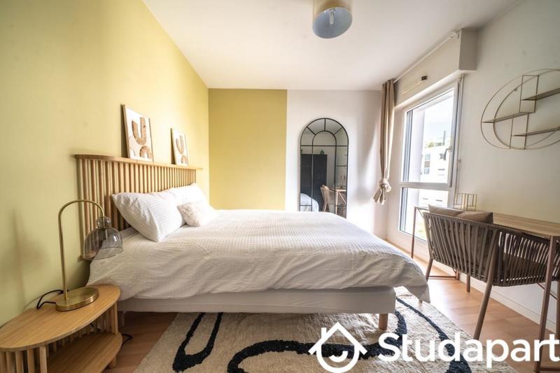 Chambre - 11 m² - 1 pièce