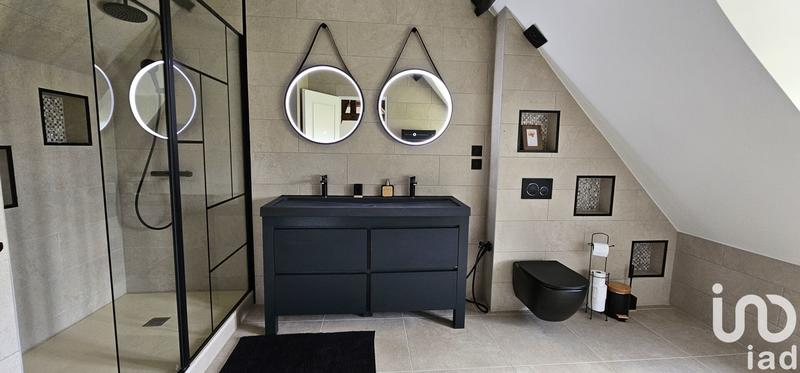 Maison - 346 m² - 10 pièces