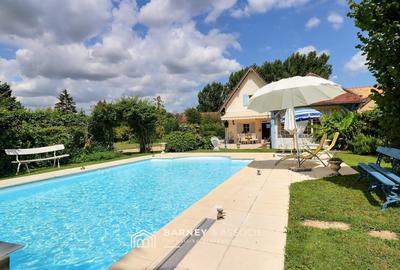 Maison - 163 m² - 5 pièces