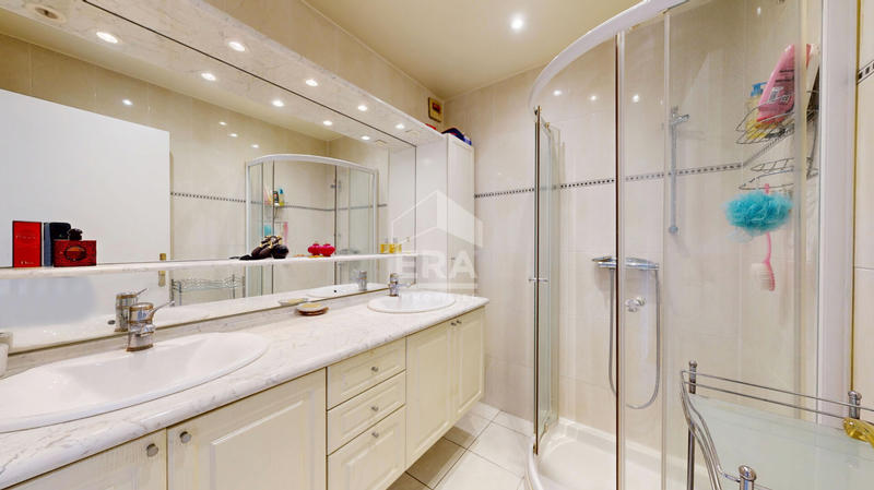 Appartement - 91 m² - 3 pièces