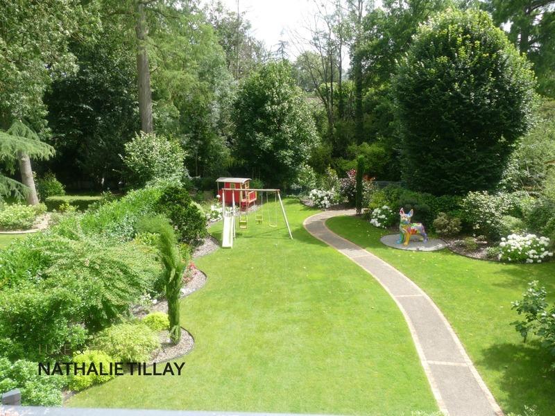 Maison - 243 m² - 7 pièces