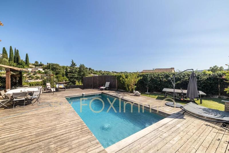 Villa - 178 m² - 6 pièces