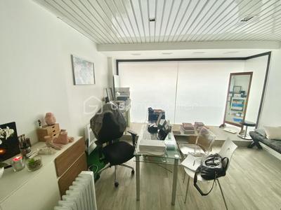 Local commercial - 47 m² - 3 pièces