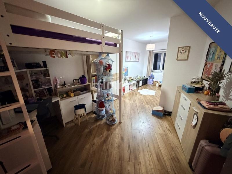 Maison - 146 m² - 5 pièces