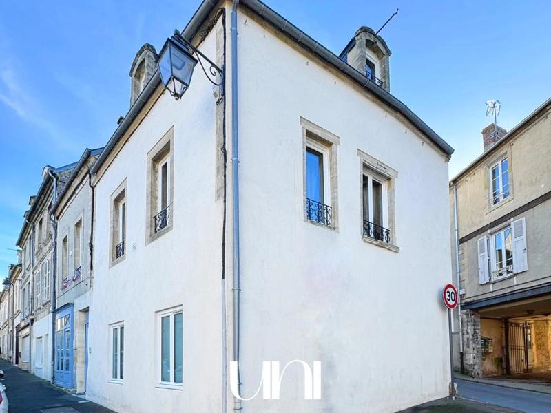 Maison - 105 m² - 4 pièces