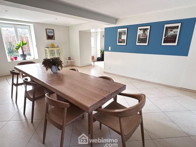 Maison - 195 m² - 6 pièces