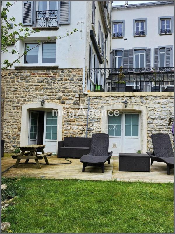 Maison de ville - 430 m² - 12 pièces