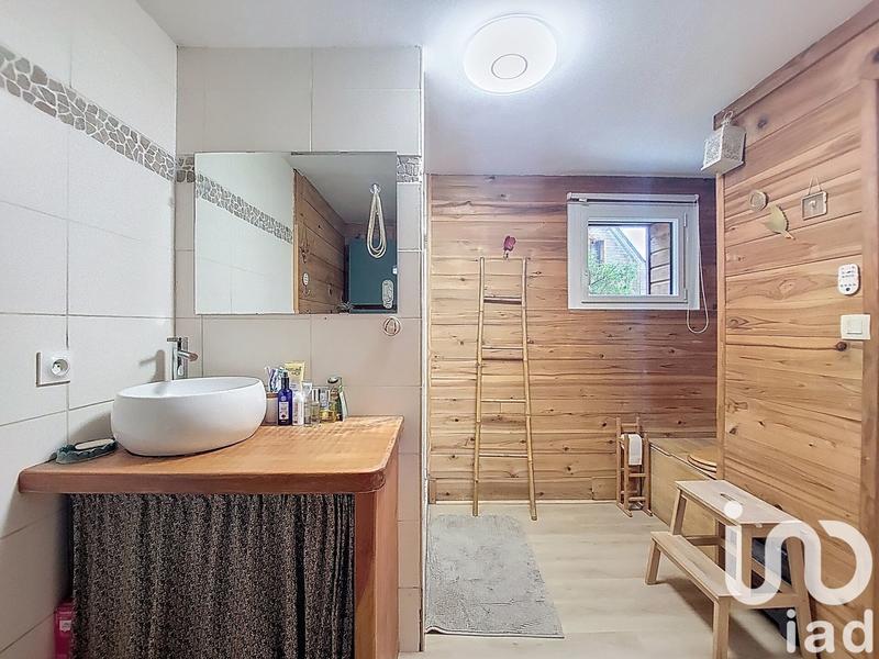 Maison - 144 m² - 7 pièces