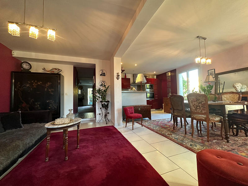 Appartement - 85 m² - 3 pièces