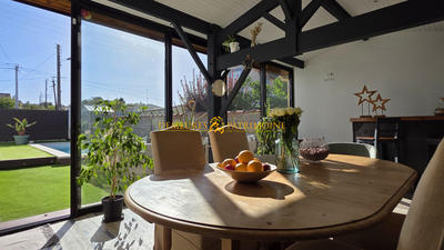 Maison - 247 m² - 6 pièces