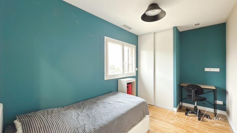 Maison - 160 m² - 8 pièces