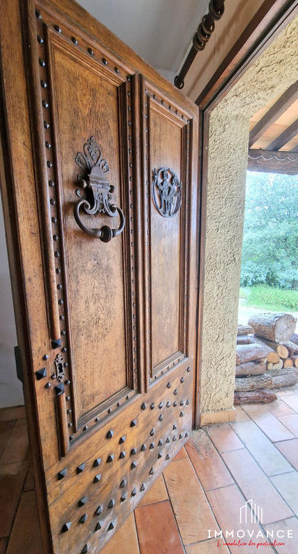 Villa - 208 m² - 6 pièces