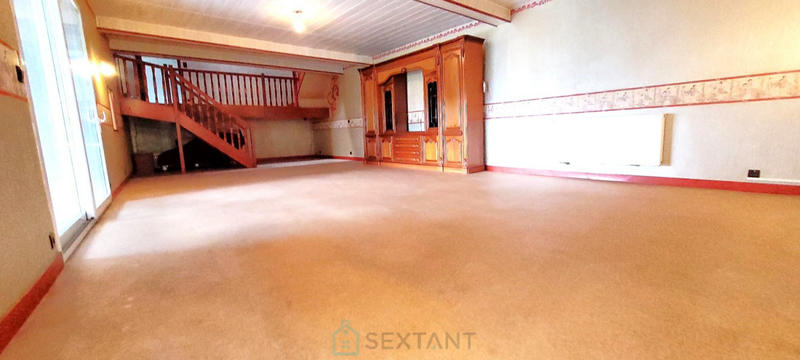 Maison - 348 m² - 9 pièces