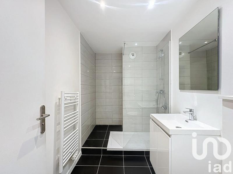 Studio - 30 m² - 1 pièce