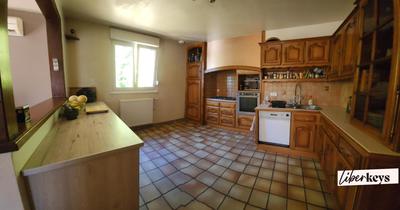 Maison - 145 m² - 6 pièces