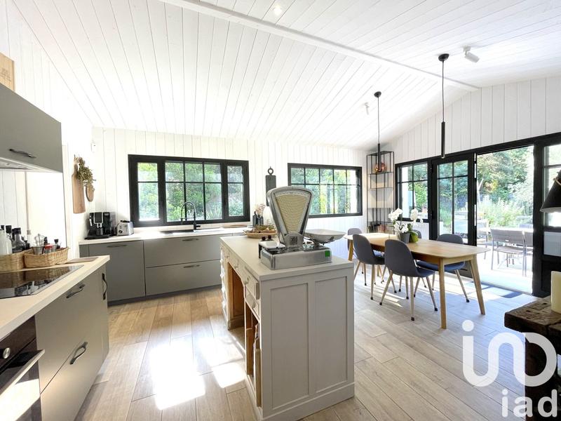 Maison - 121 m² - 5 pièces