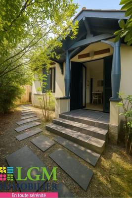 Maison - 90 m² - 4 pièces