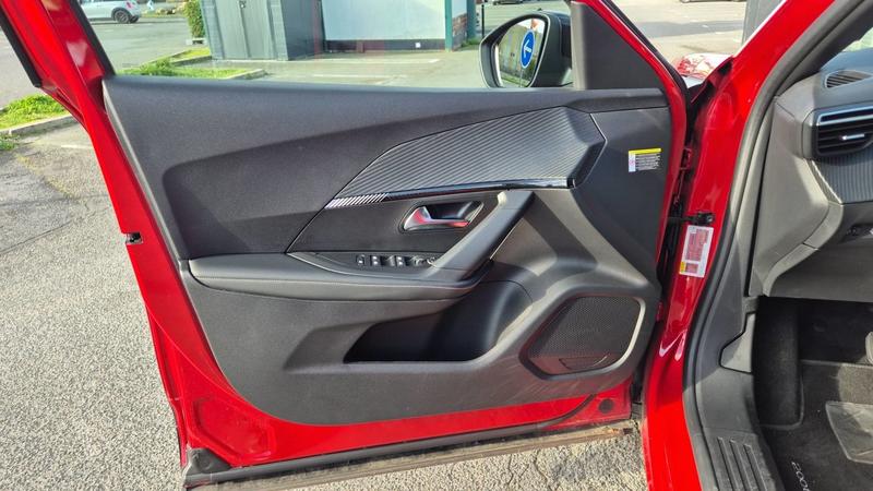 Peugeot 2008 1.2 Puretech 130 Eat8 Allure