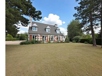 Maison - 164 m² - 8 pièces