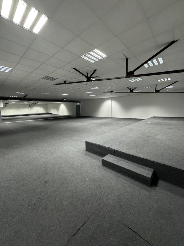 Local commercial - 200 m²