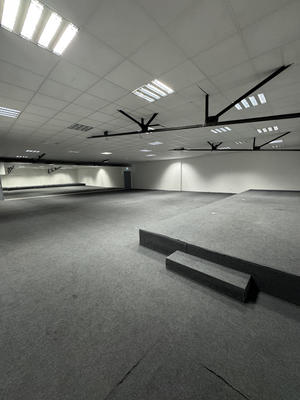 Local commercial - 200 m²