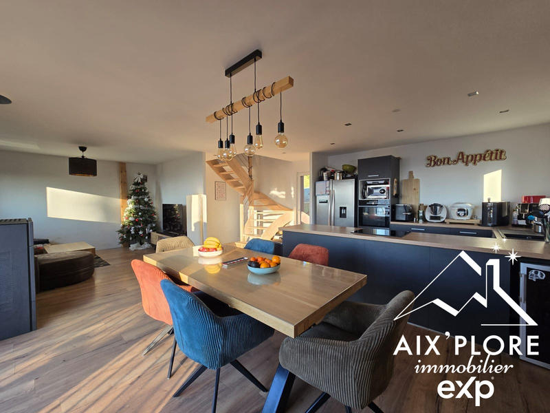 Maison - 132 m² - 7 pièces